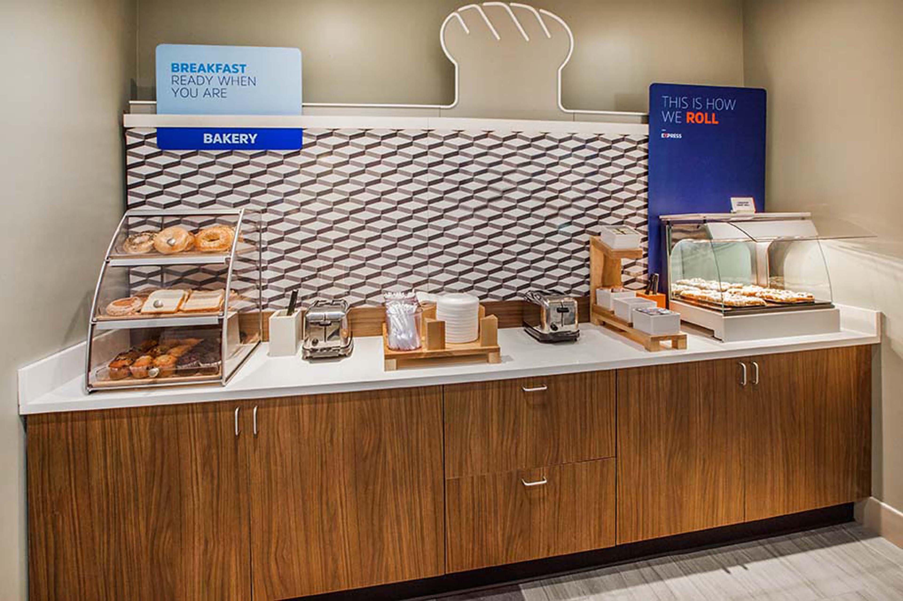 Holiday Inn Express & Suites - Huntsville Airport By Ihg Madison Ngoại thất bức ảnh