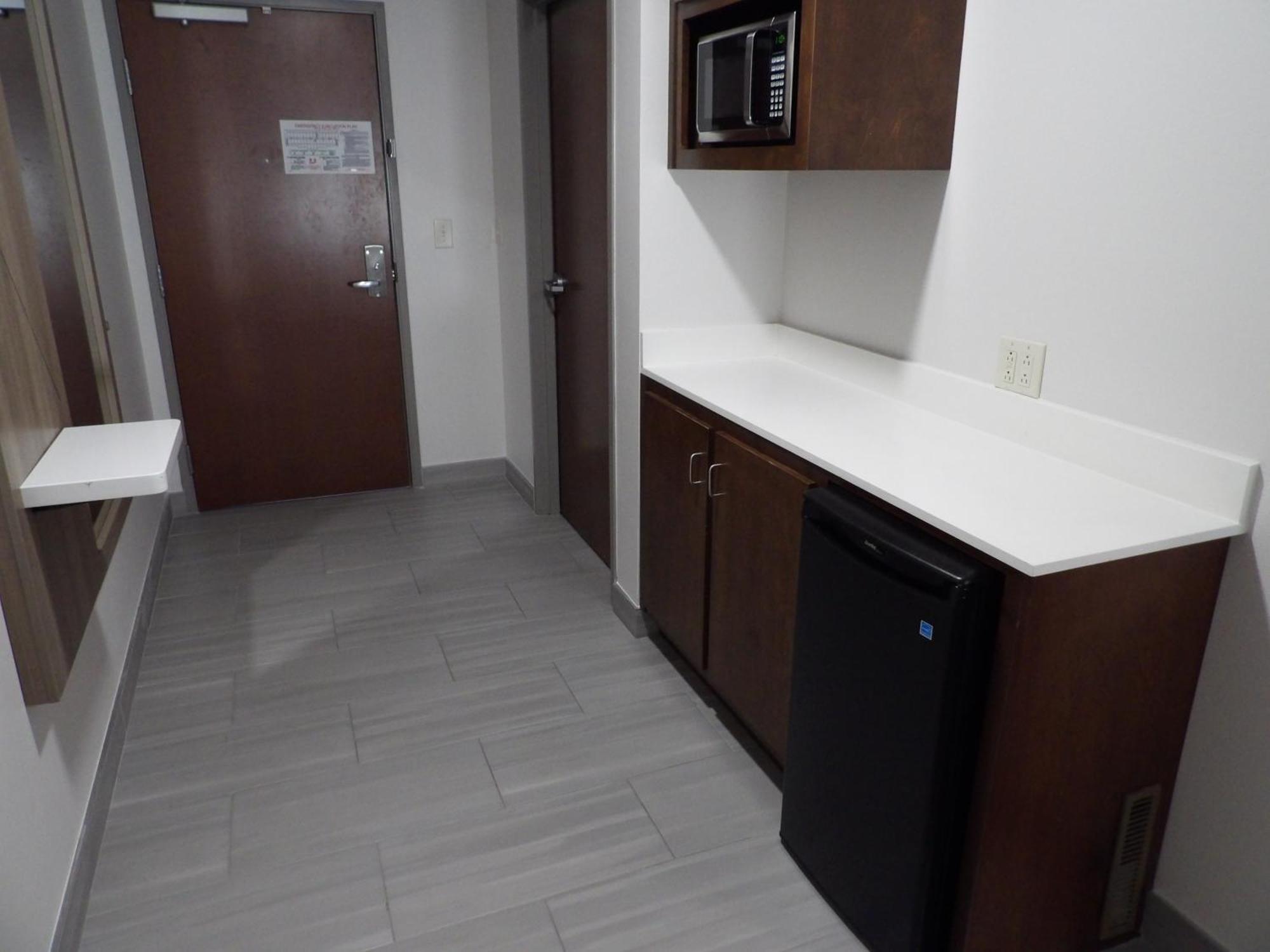 Holiday Inn Express & Suites - Huntsville Airport By Ihg Madison Ngoại thất bức ảnh