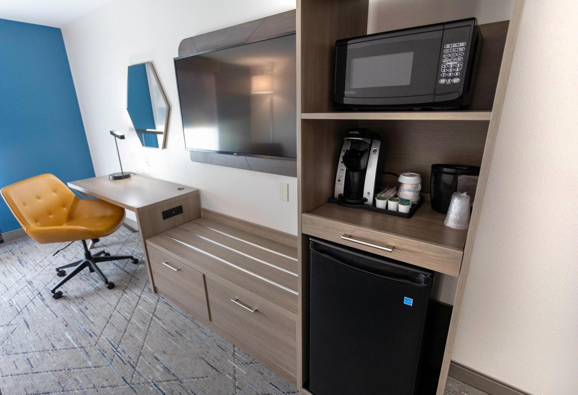 Holiday Inn Express & Suites - Huntsville Airport By Ihg Madison Ngoại thất bức ảnh